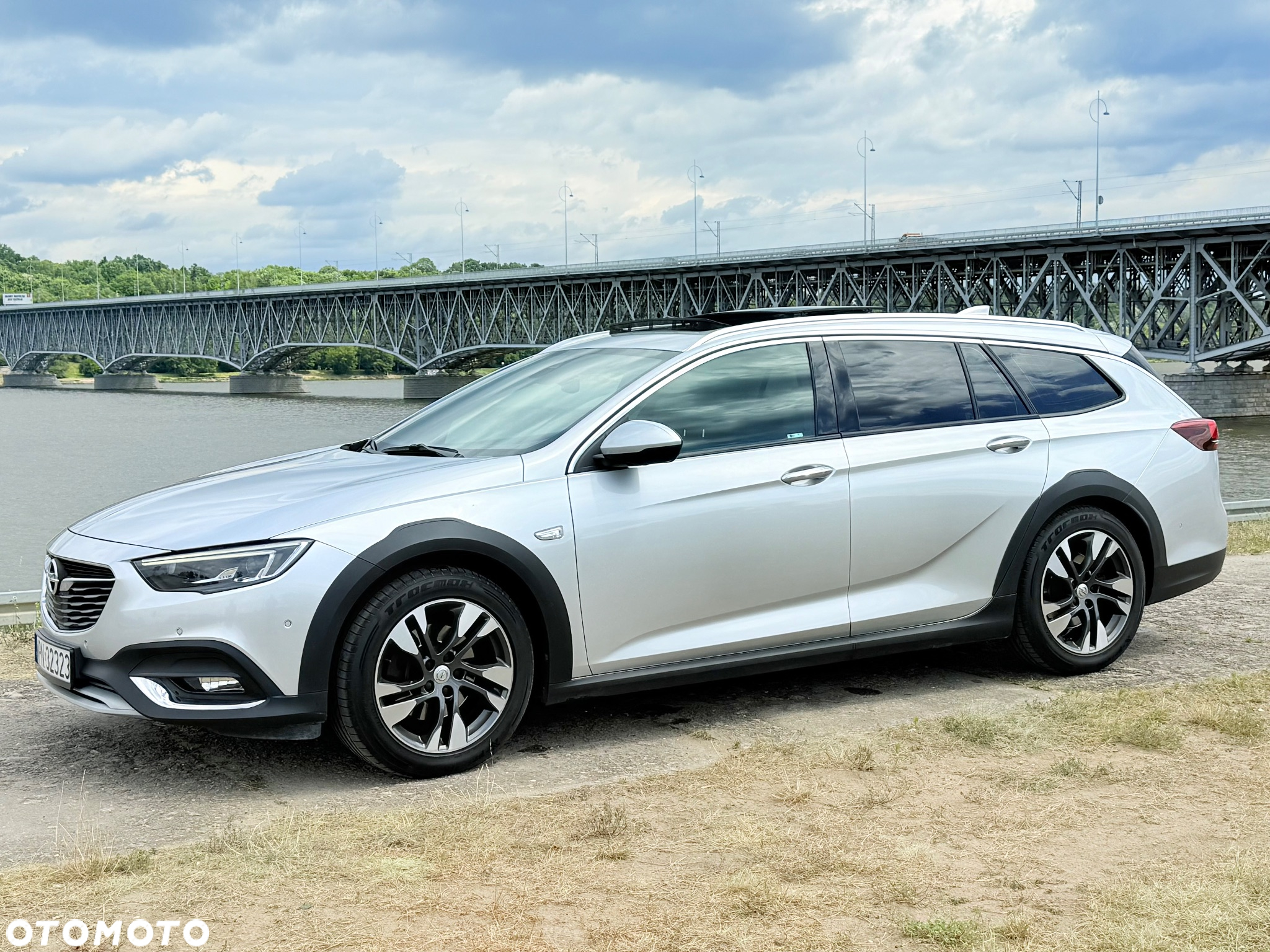 Opel Insignia Country Tourer 2.0 BiTrb D 4x4 Automatik Exclusive - 7
