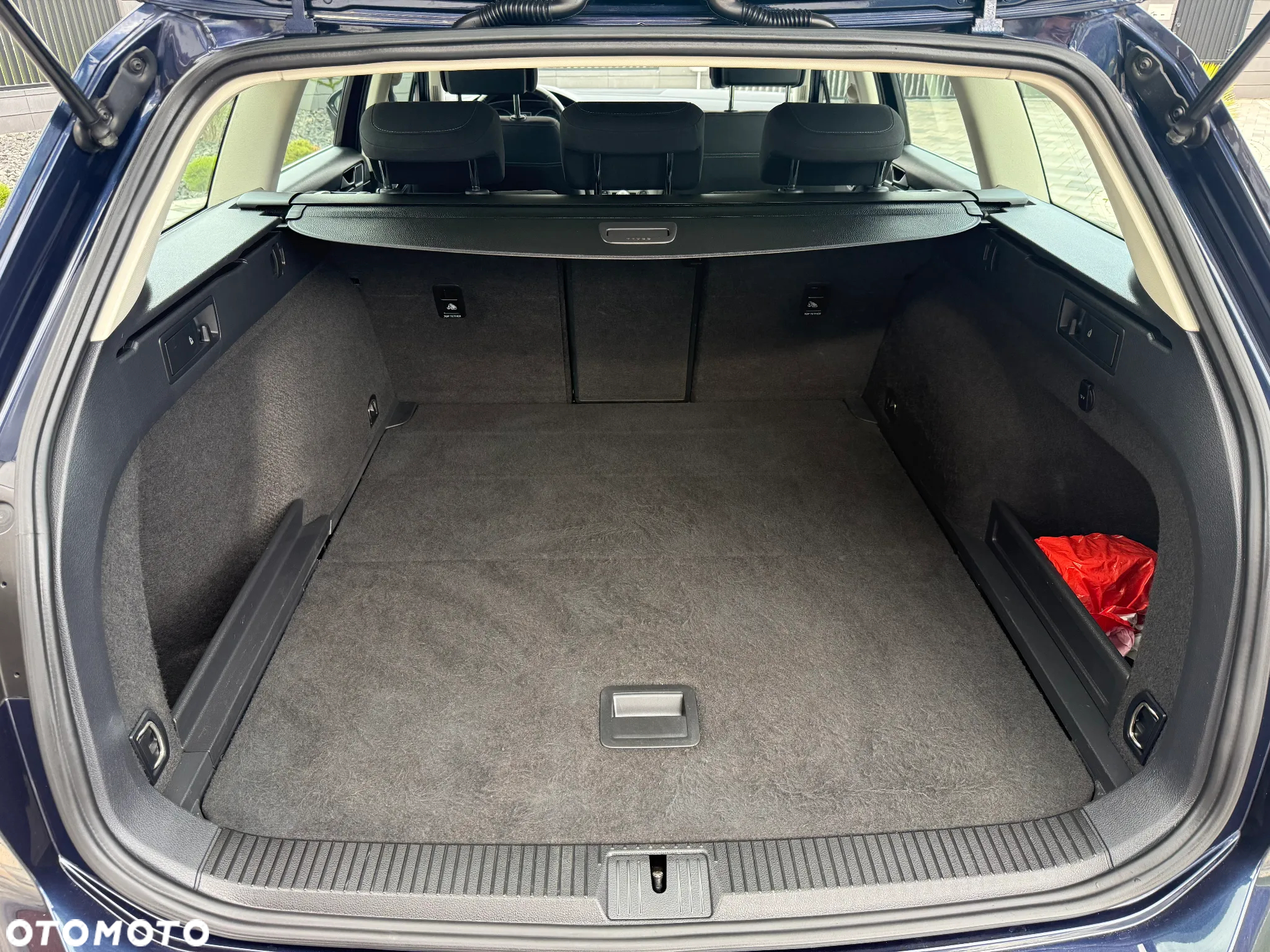 Volkswagen Passat 2.0 TDI BMT Highline - 28