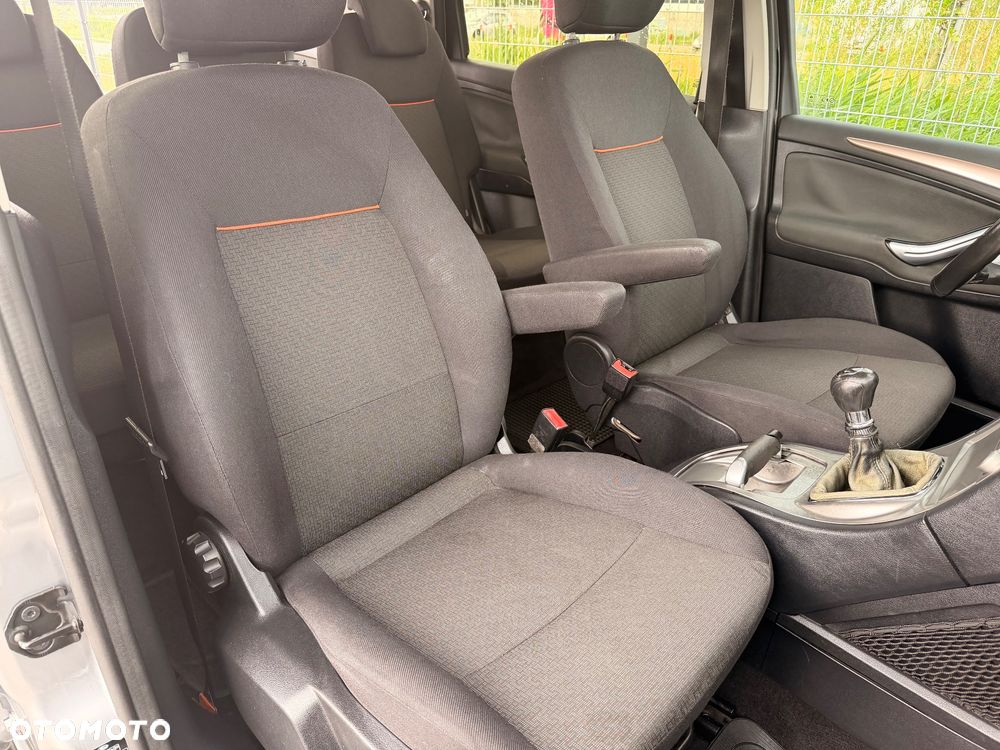Ford Galaxy 2.0 TDCi Trend - 18
