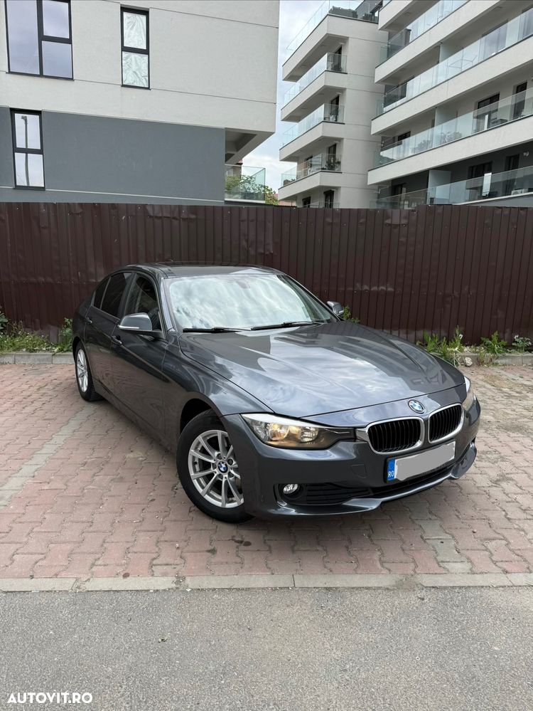 BMW Seria 3 320d DPF Aut. Edition Exclusive - 1
