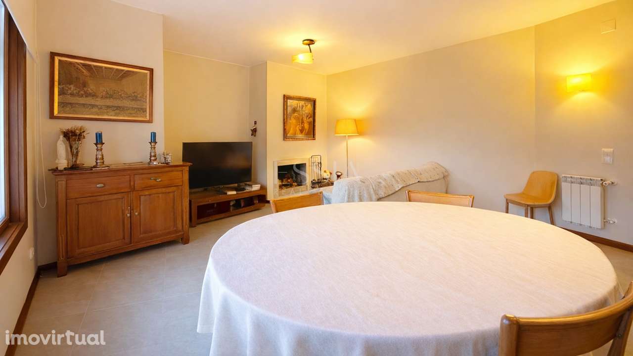 Apartamento T2 Remodelado no Arrábida Place com Garagem - Grande imagem: 3/14