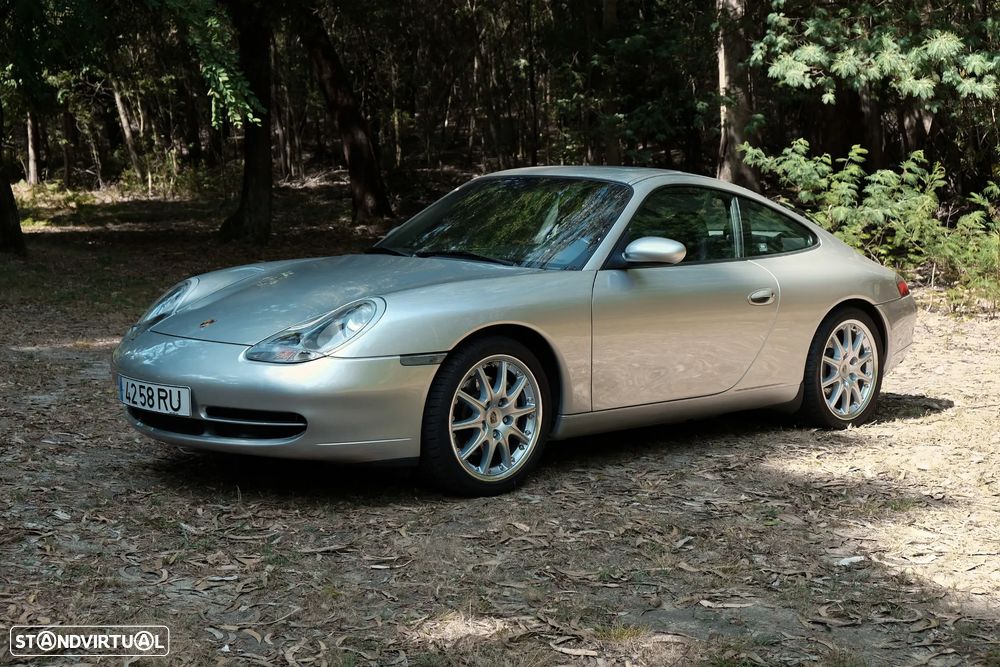 Porsche 911 (996) Carrera 4 Coupé - 9