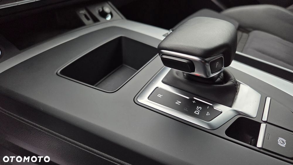 Audi Q5 40 TDI quattro S tronic S line - 27