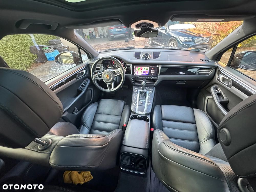 Porsche Macan - 34