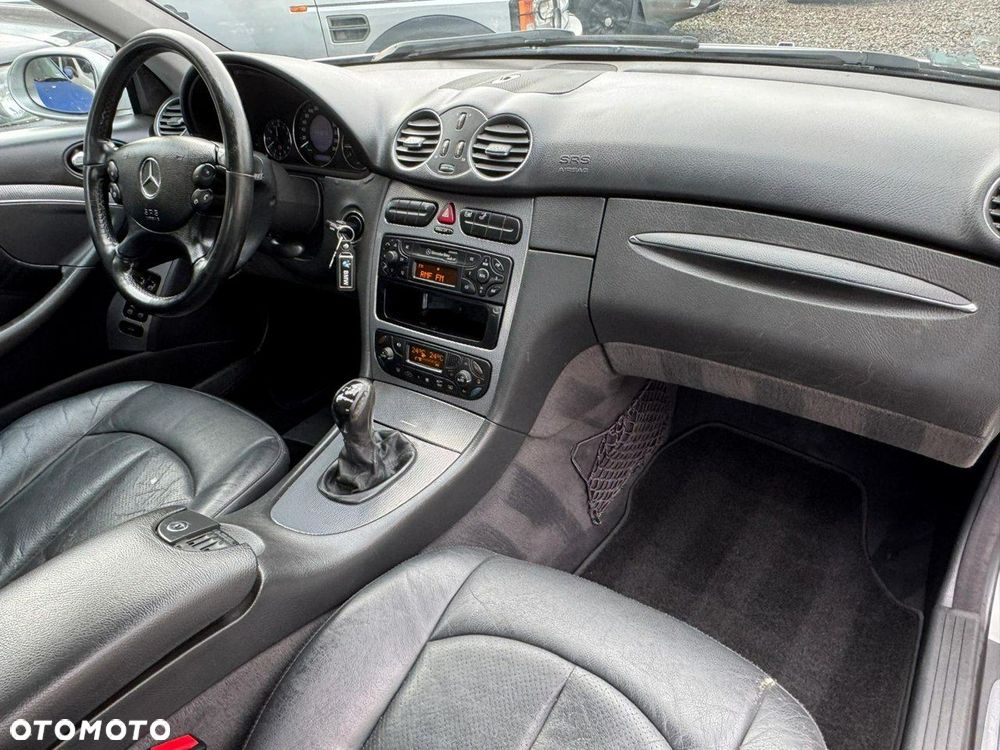 Mercedes-Benz CLK - 9