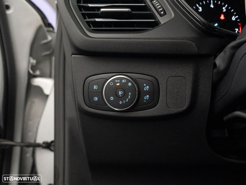 Ford Focus - 20
