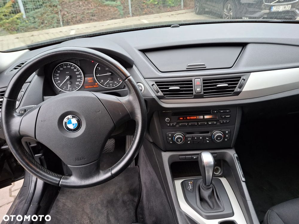 BMW X1 ver-sdrive20i - 11