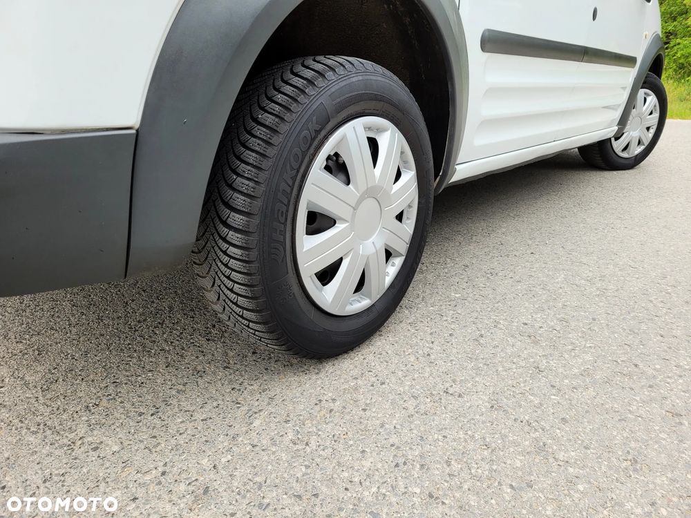 Ford Transit Connect - 8