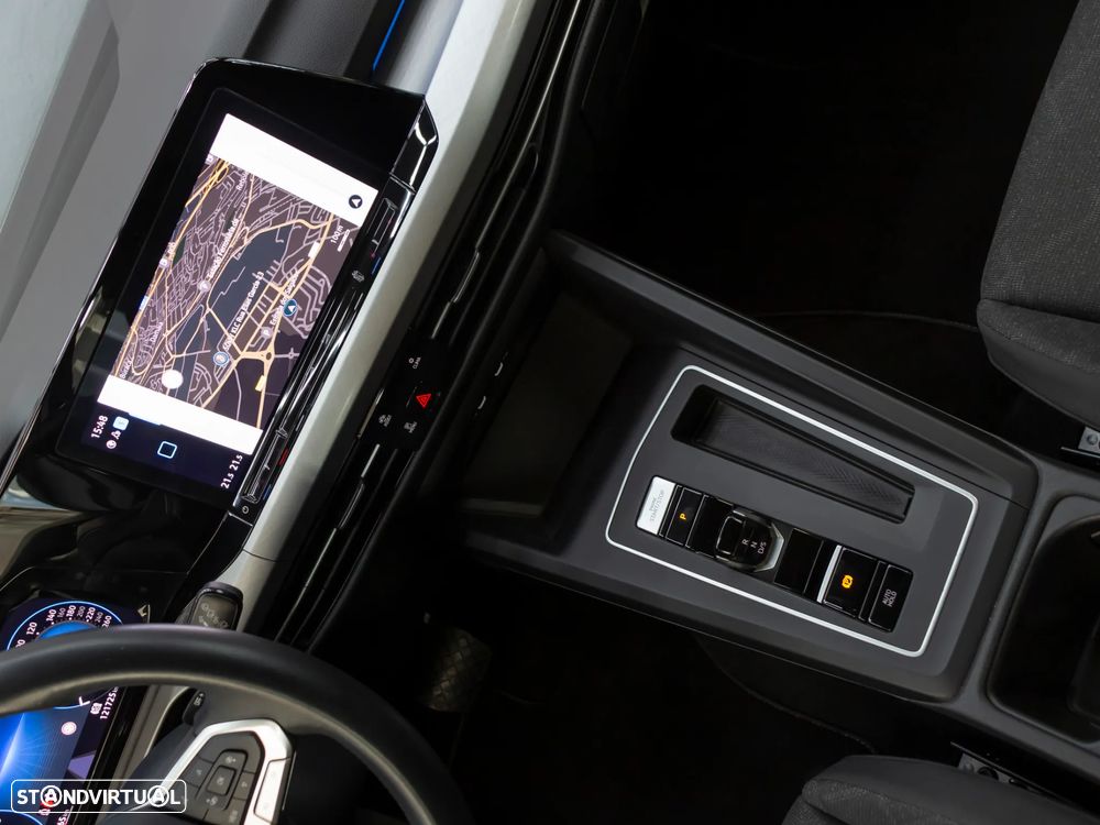 VW Golf Variant - 29