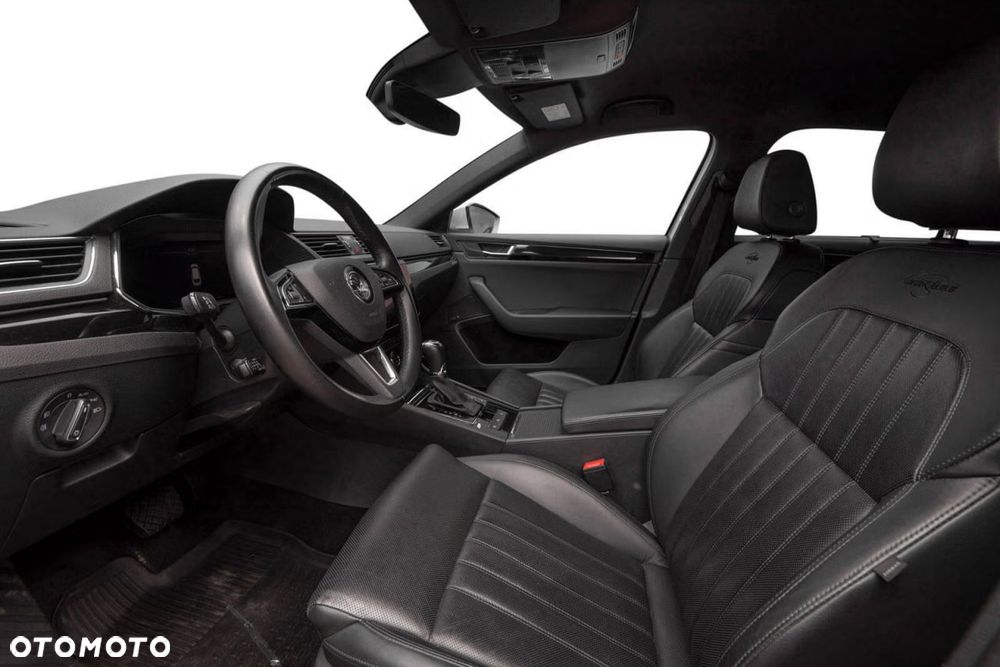 Skoda Superb 2.0 TDI 4x4 DSG L&K - 9