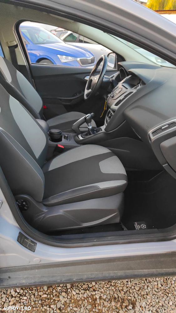 Ford Focus - 18