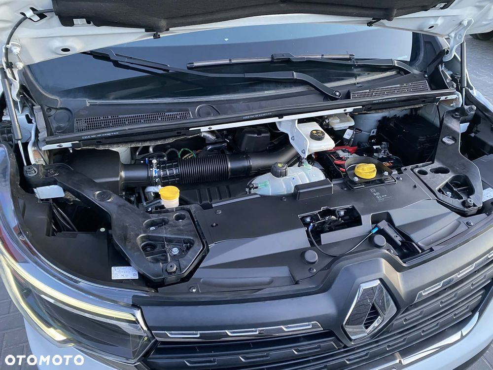 Renault TRAFIC * 2023 * Tylko 46.000km ! * 2.0 BlueDCI 130KM * LONG - 23