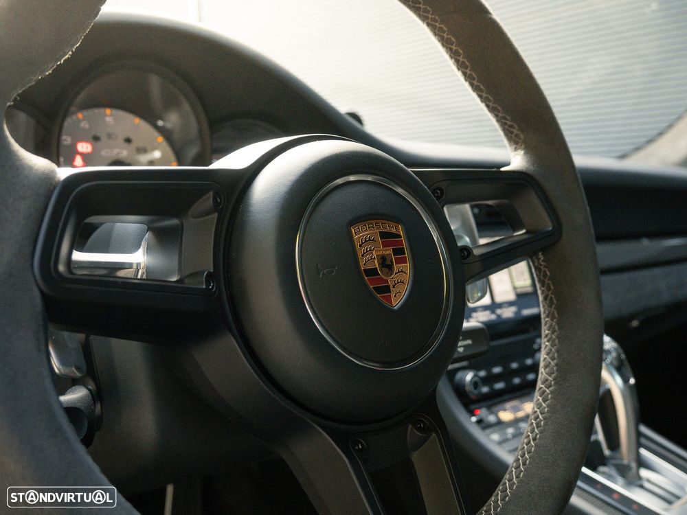 Porsche 911 (991) GT3 PDK - 33