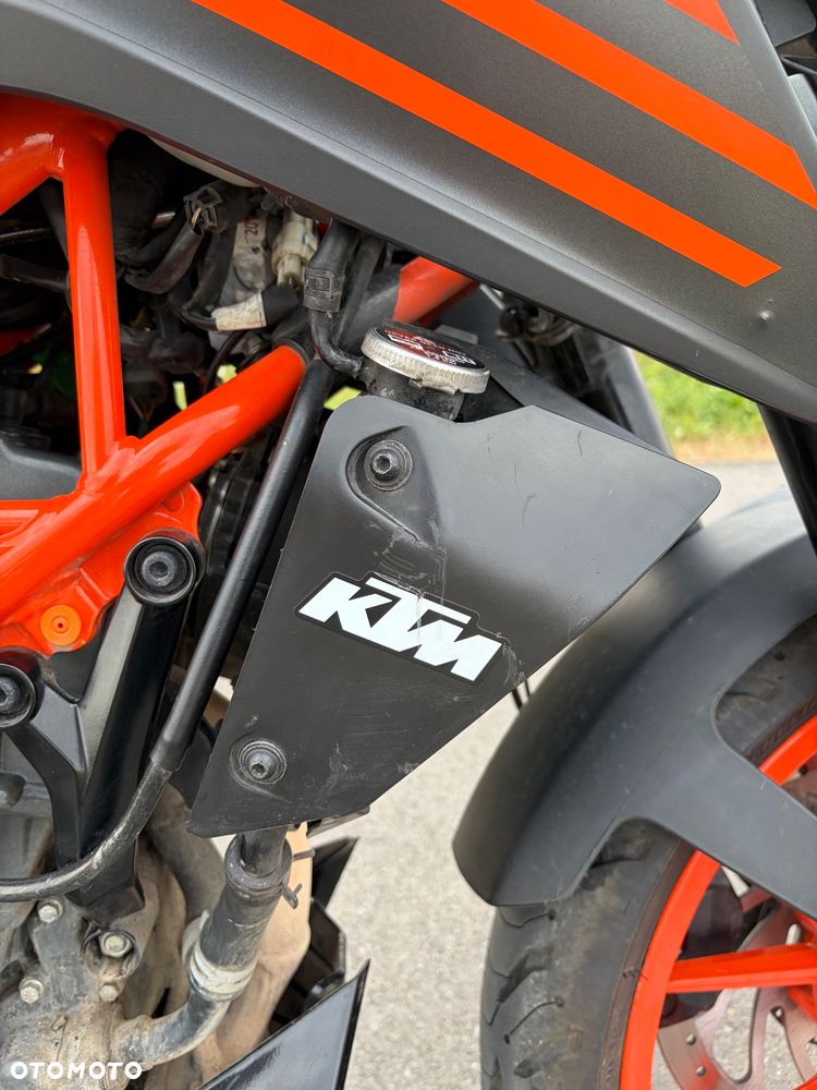 KTM Duke 125 - 8