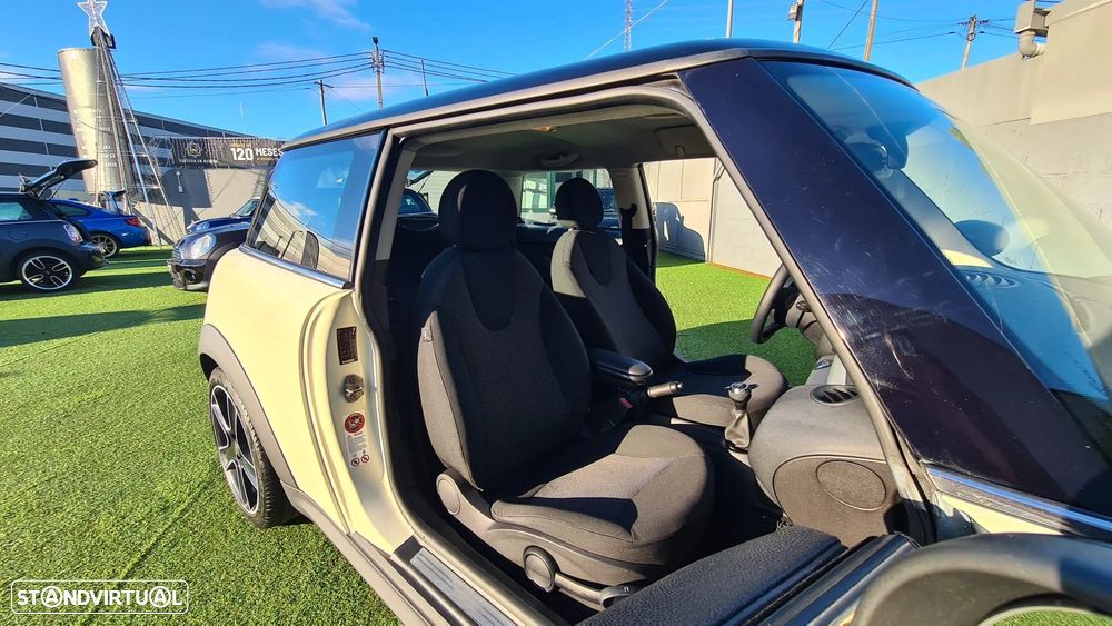 MINI 3 Portas One D - 7