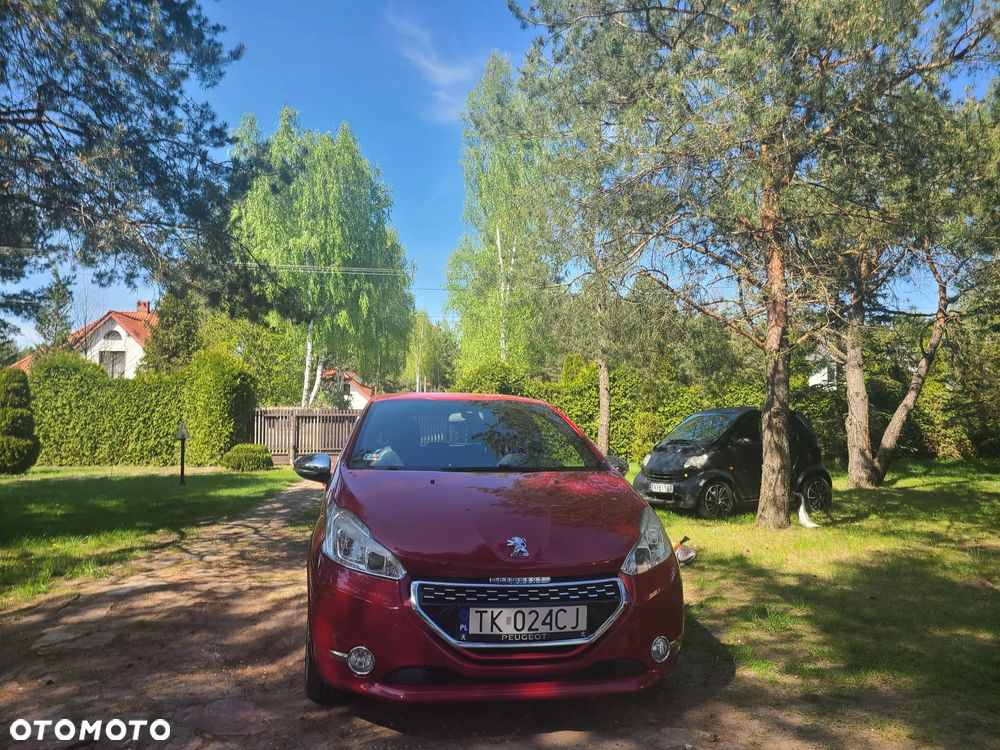 Peugeot 208 GTI 200 THP - 6