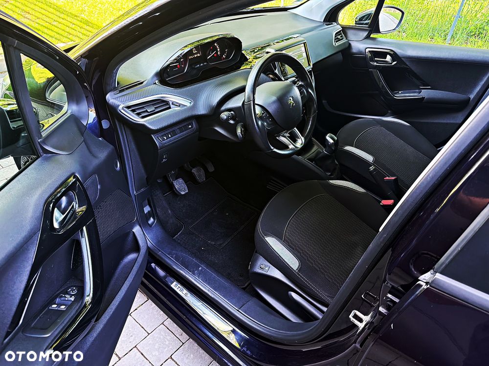 Peugeot 208 1.2 VTi Style - 30