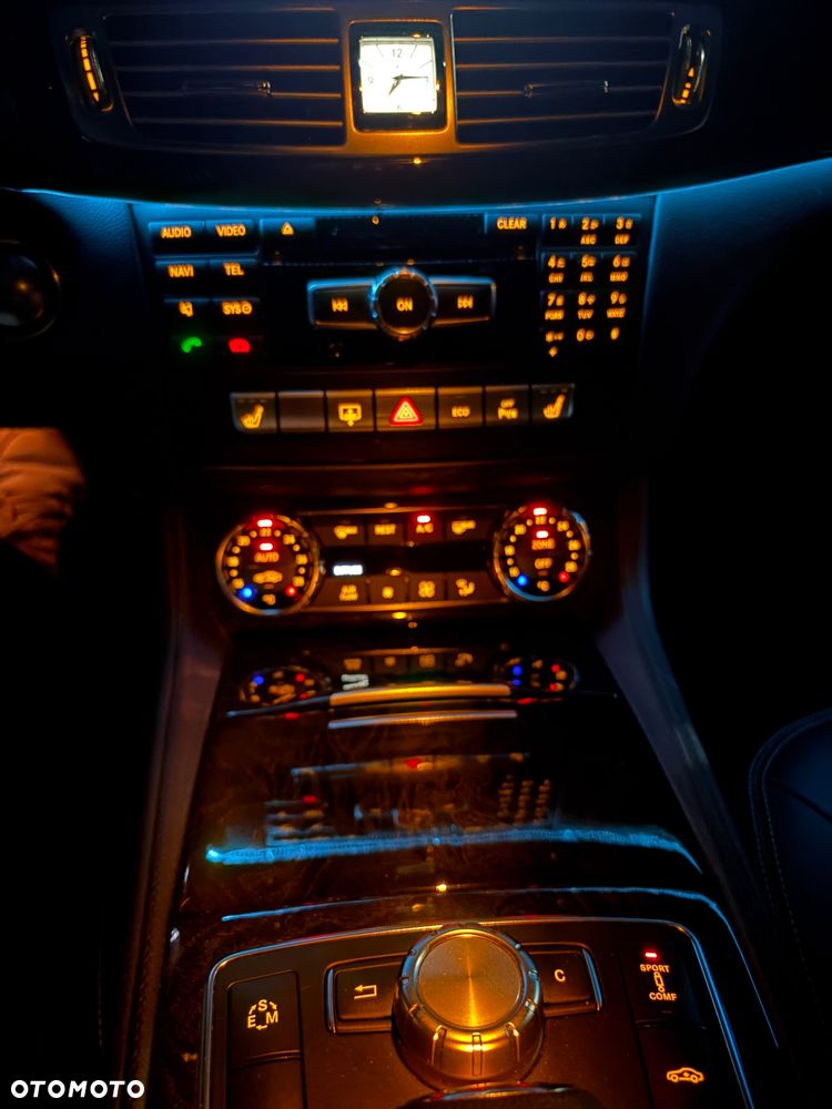 Mercedes-Benz CLS - 37