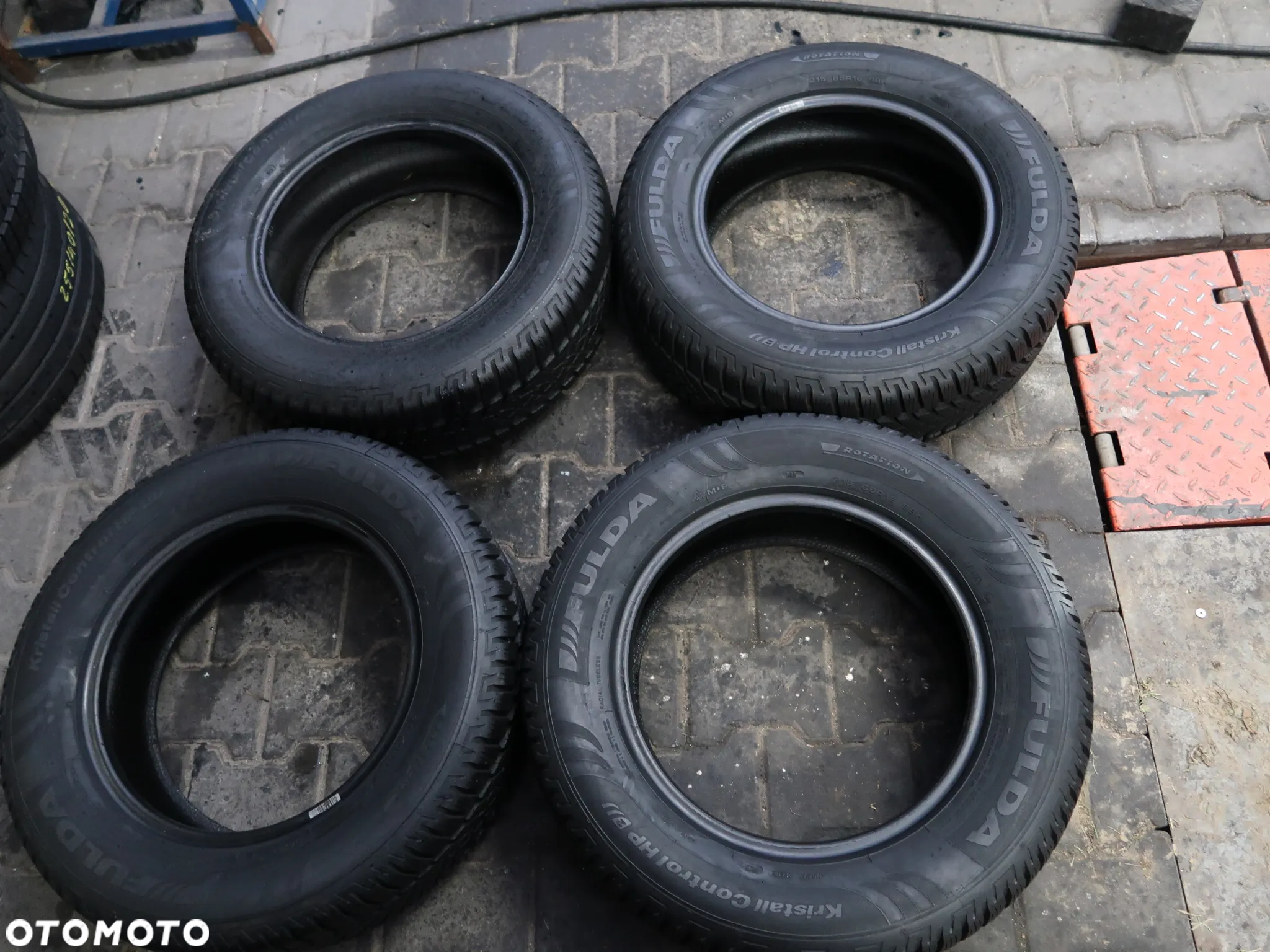 Komplet opon Fulda Kristal Control HP2 215/65R16 98H - 6