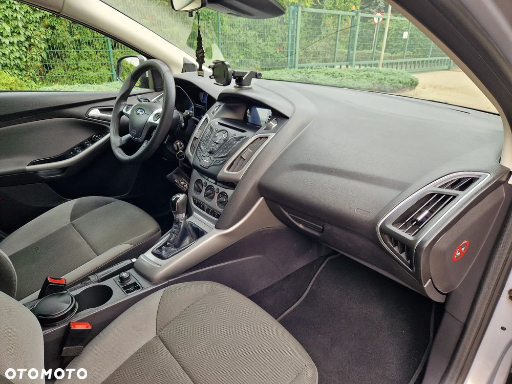 Ford Focus - 21