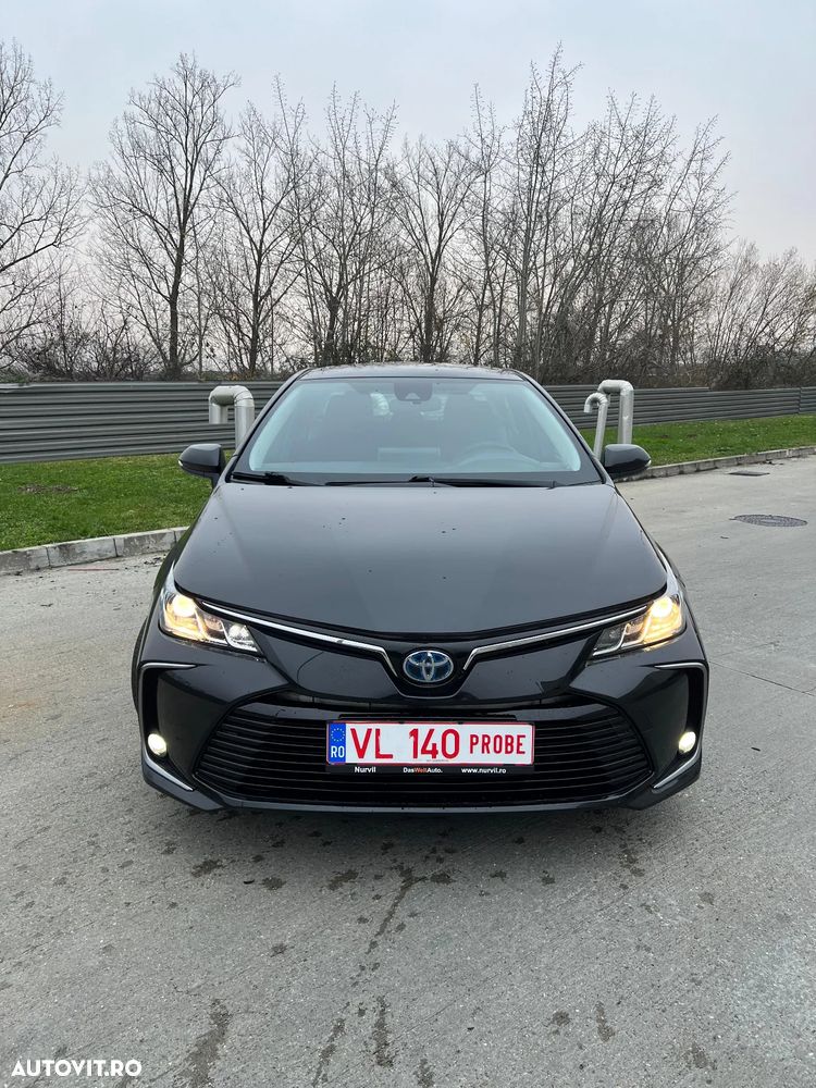 Toyota Corolla Sedan 1.8 HSD Dynamic - 19