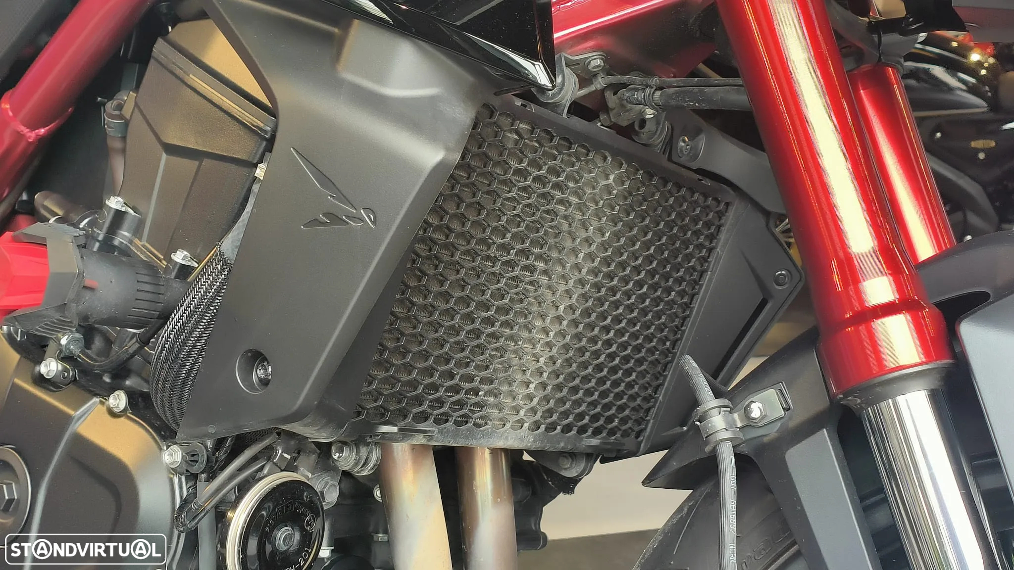 Honda Hornet 750 - 4
