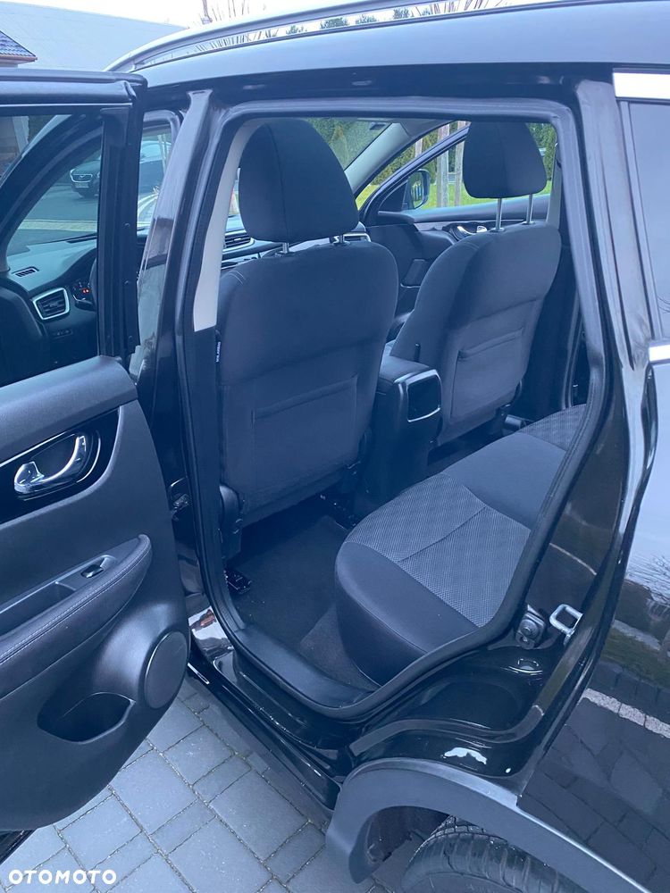 Nissan Qashqai 1.6 DIG-T N-Connecta - 17