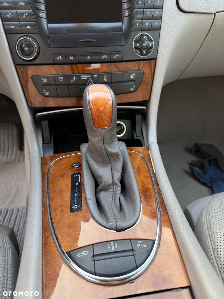 Mercedes-Benz Klasa E 320 4Matic Automatik Elegance - 5