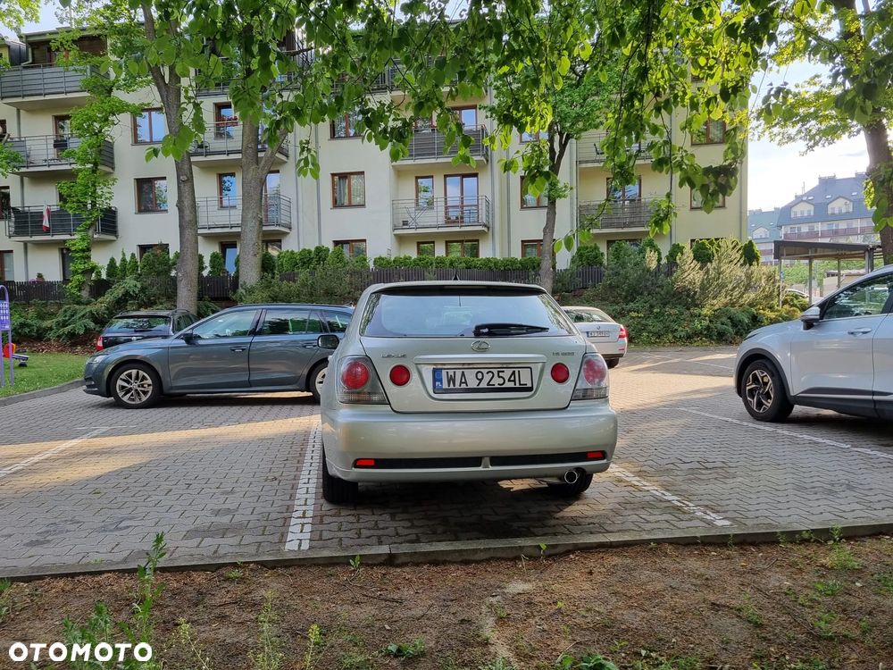 Lexus IS 200 SportCross Limited - 4