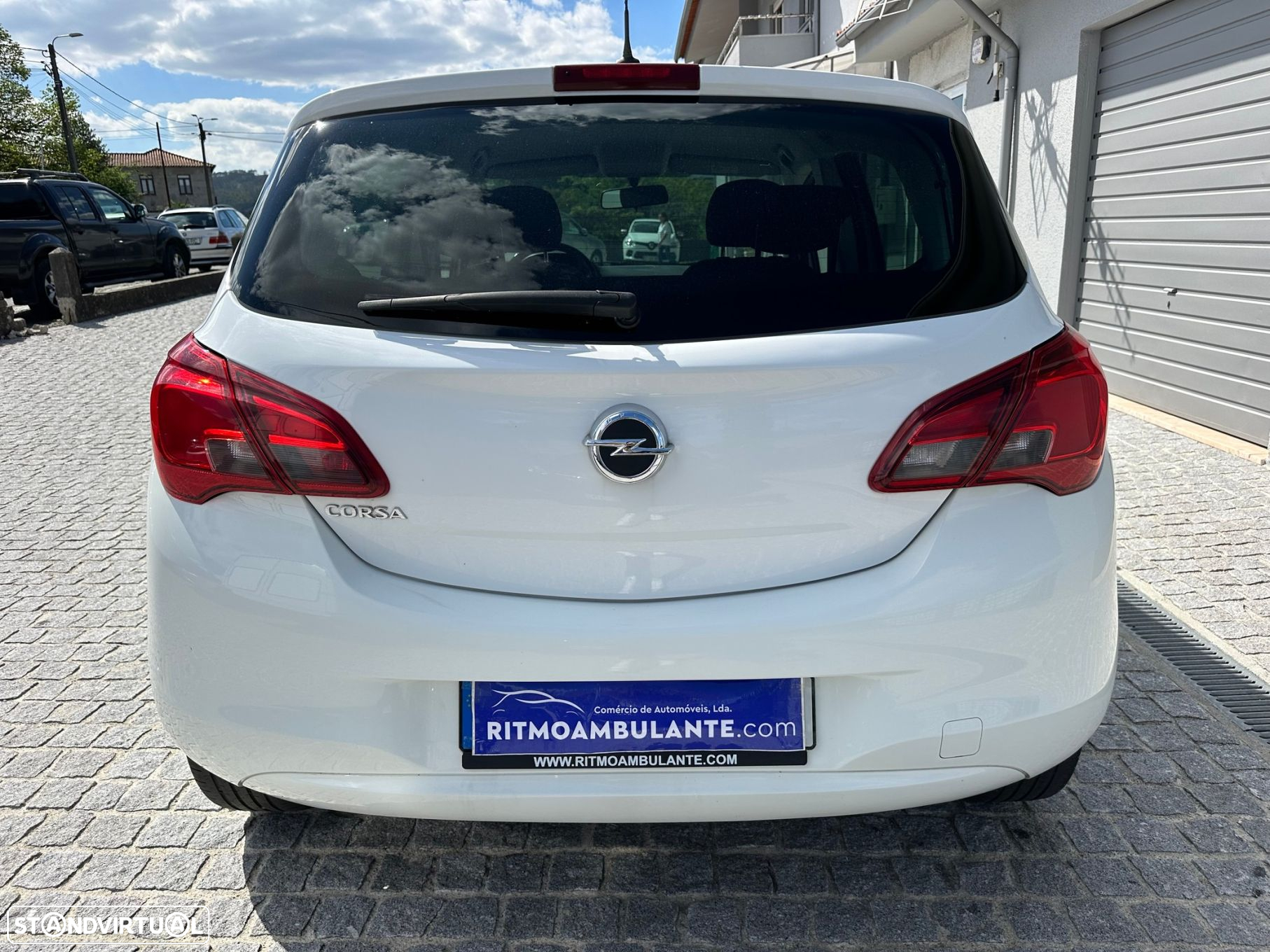 Opel Corsa 1.2 120 Anos - 5