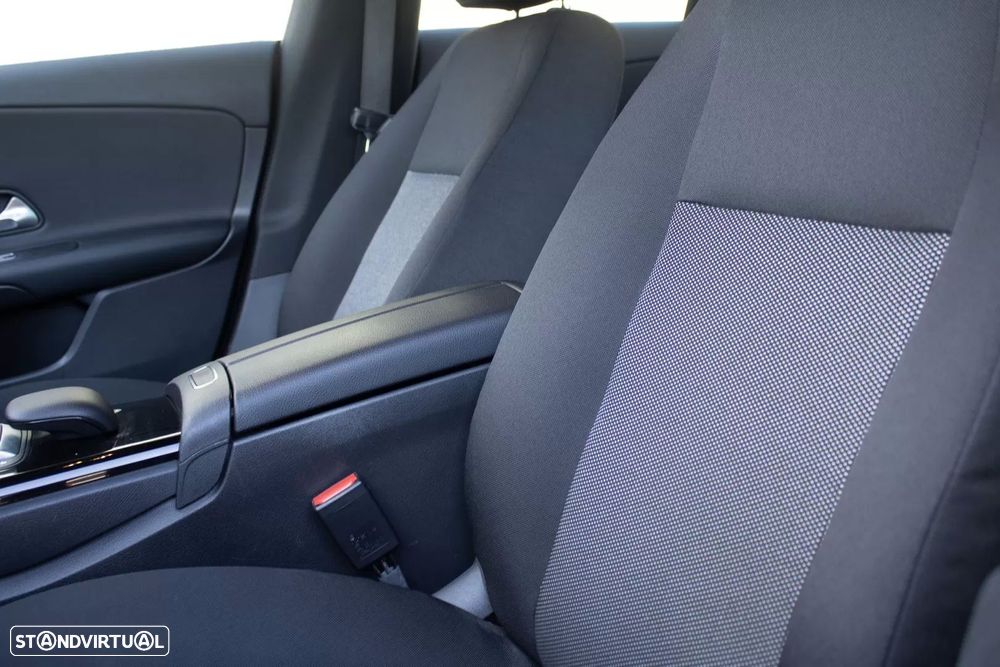 Mercedes-Benz CLA 180 d Shooting Brake Progressive Aut. - 11