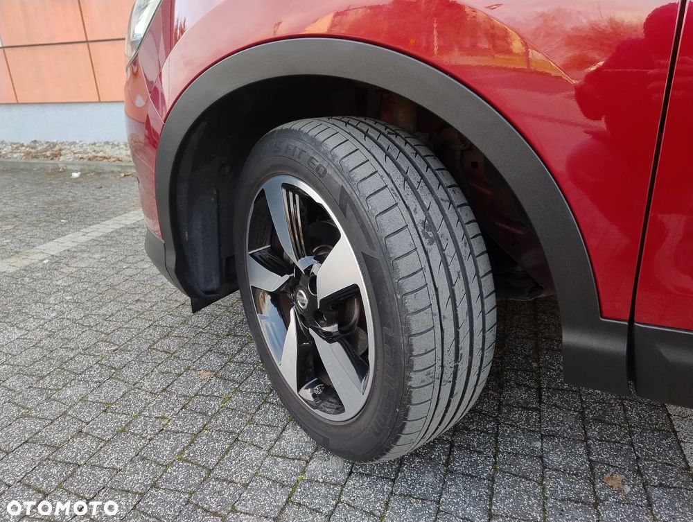 Nissan Qashqai 1.2 DIG-T TEKNA+ - 36