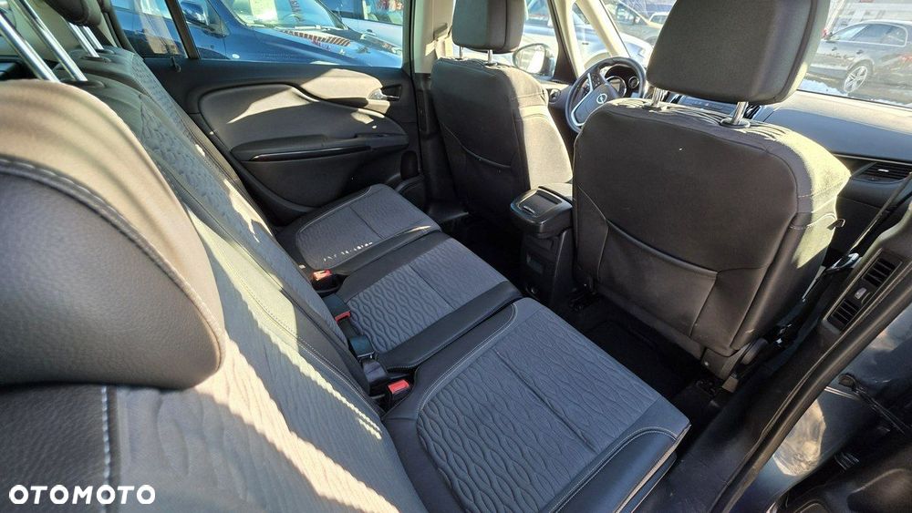 Opel Zafira - 22
