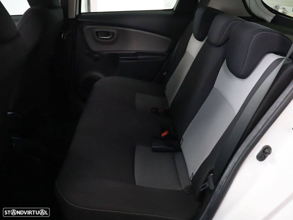 Toyota Yaris 1.5 HSD Comfort - 9