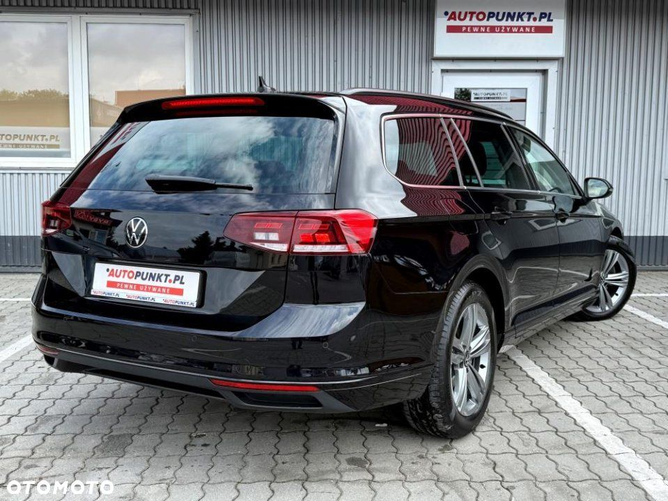 Volkswagen Passat - 5