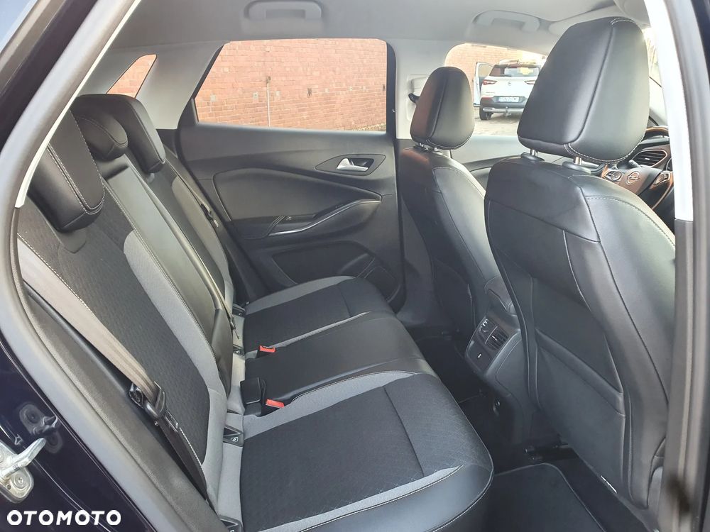 Opel Grandland X 1.2 Start/Stop Business Elegance - 12