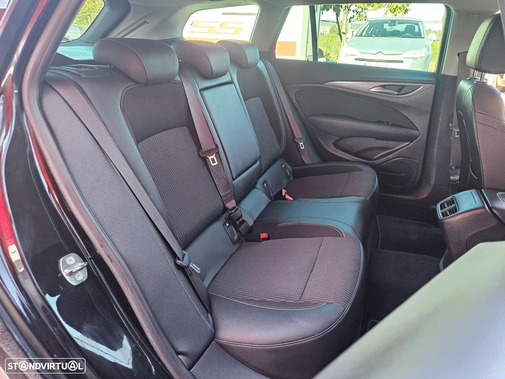 Opel Insignia Sports Tourer 1.6 CDTi Executive S/S - 13