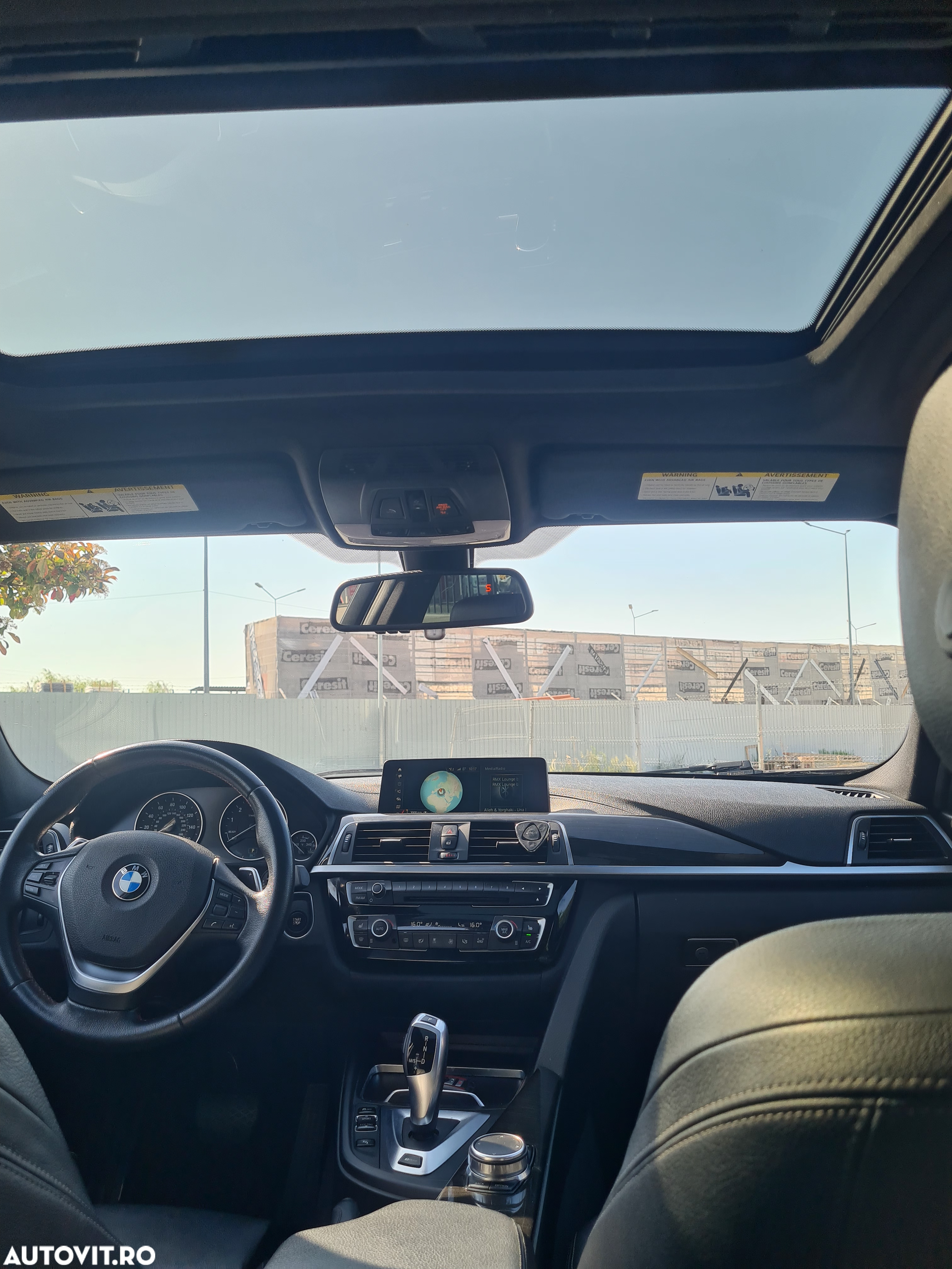 BMW Seria 3 330e Aut. Sport Line - 11