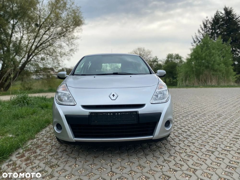 Renault Clio - 13