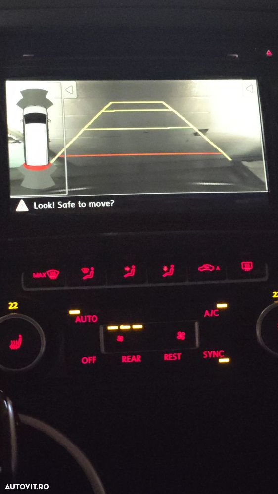 Volkswagen Multivan - 5