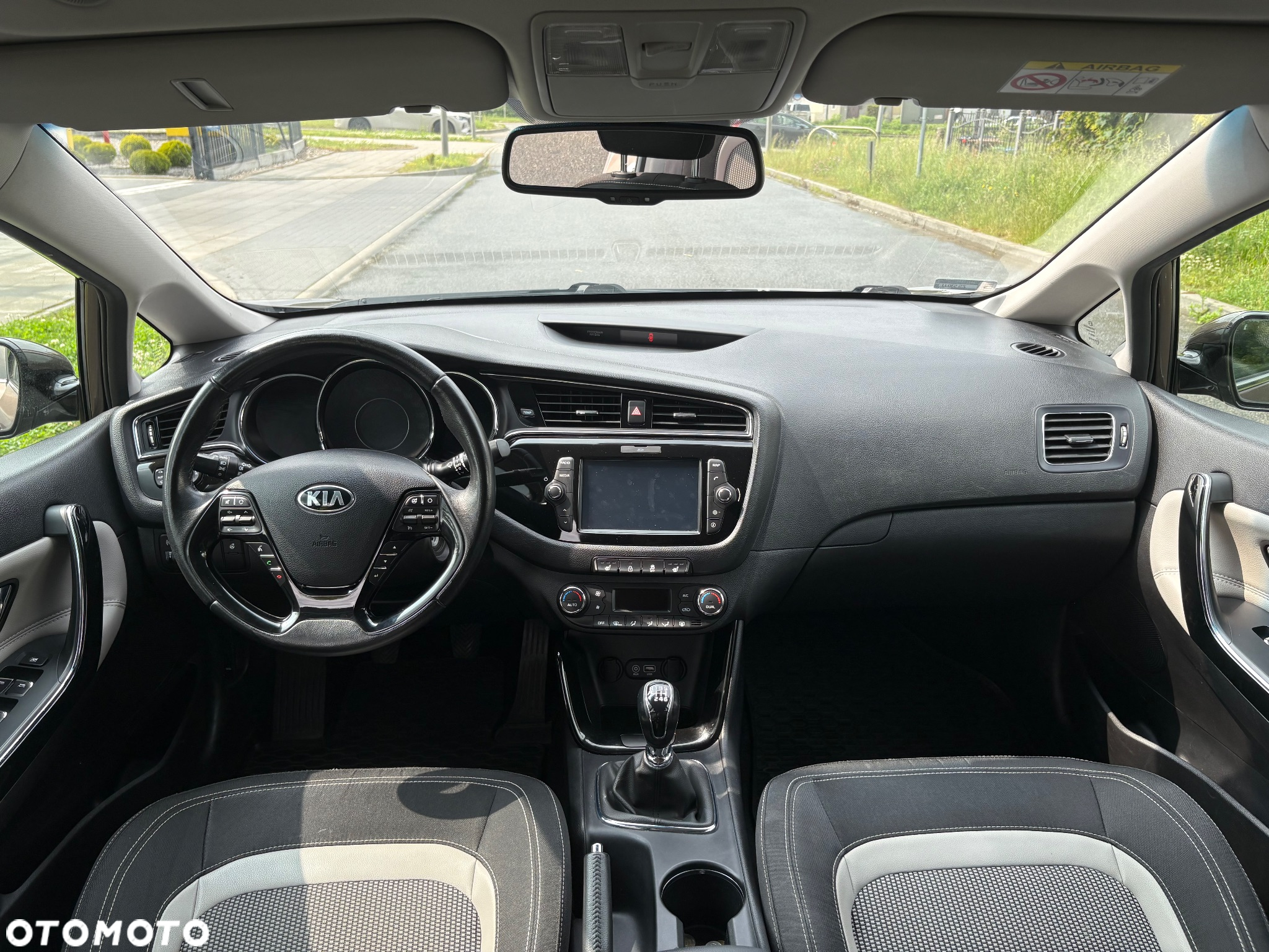 Kia Ceed Cee'd 1.6 GDI L Business Line - 8