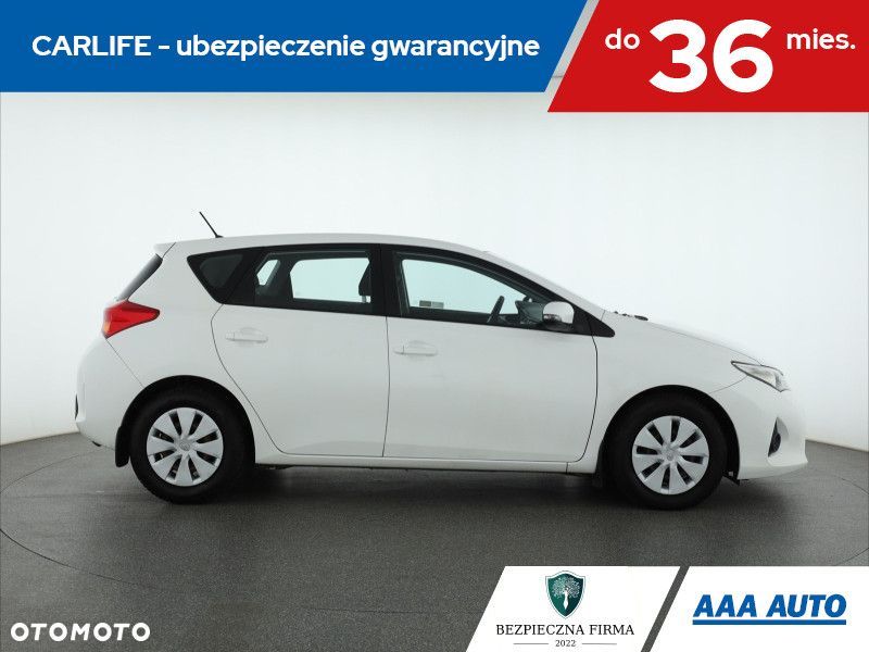 Toyota Auris - 7