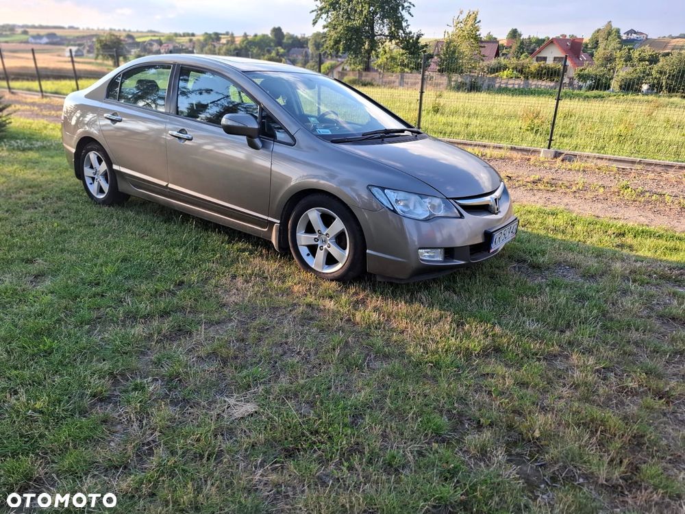 Honda Civic 1.8 Executive - 2