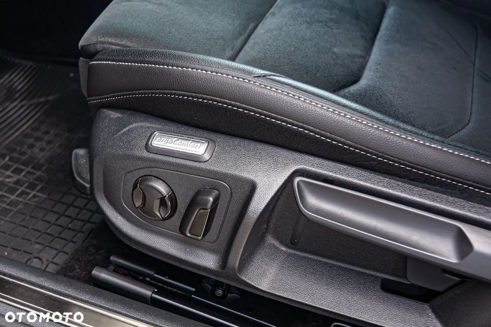 Volkswagen Arteon 2.0 TDI R-Line DSG - 18