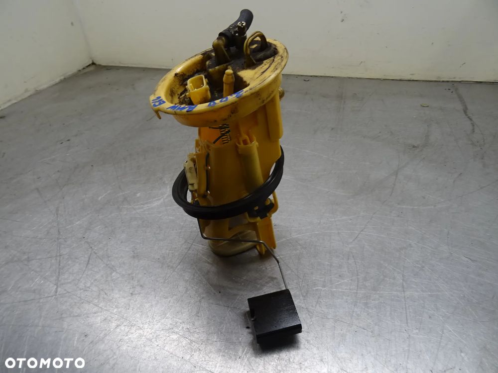 BMW E46 SEDAN 2.0D M47 POMPA PALIWA 228214002 - 1