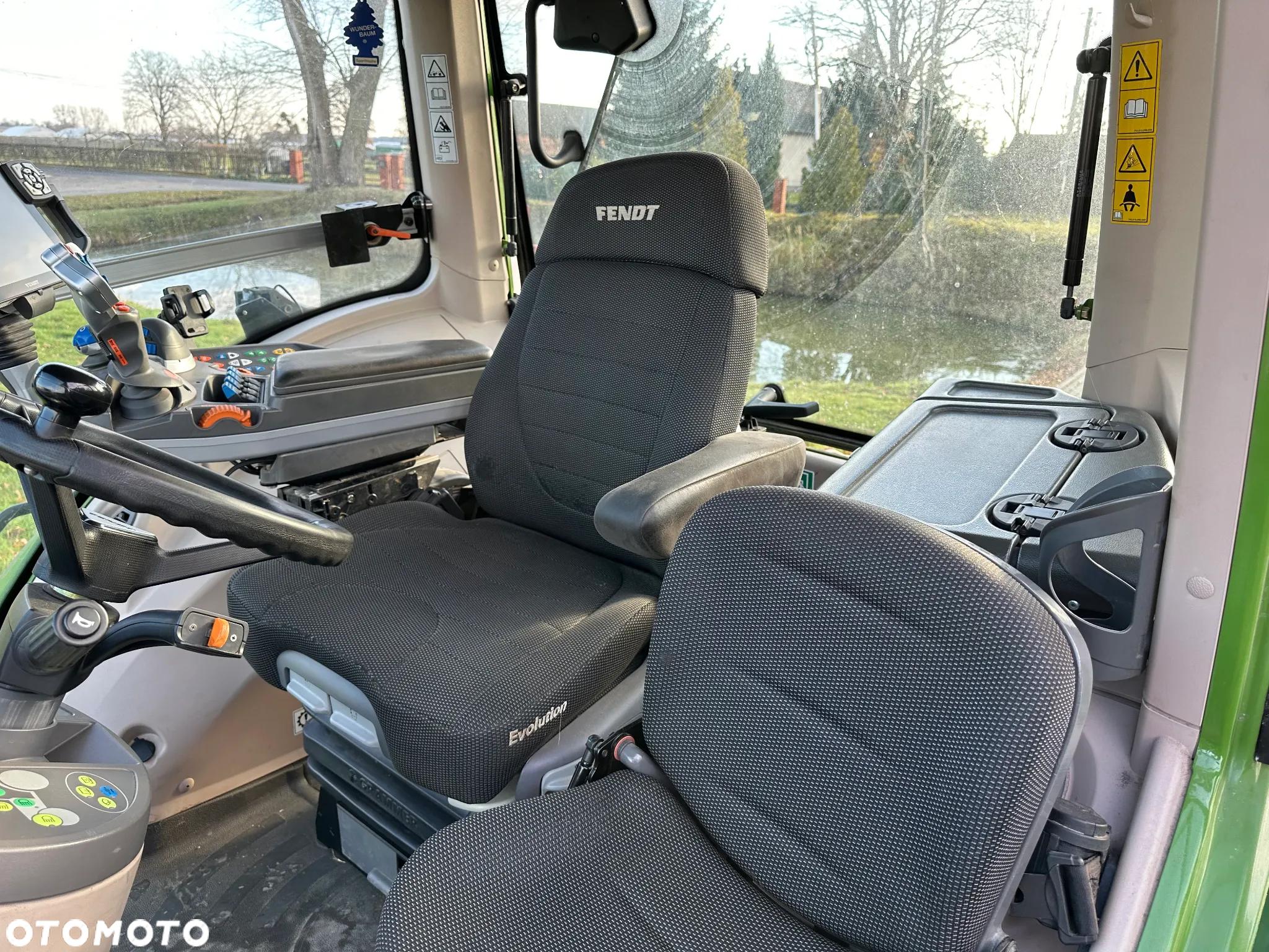 Fendt 828 S4 Profi Plus ,724 - 13