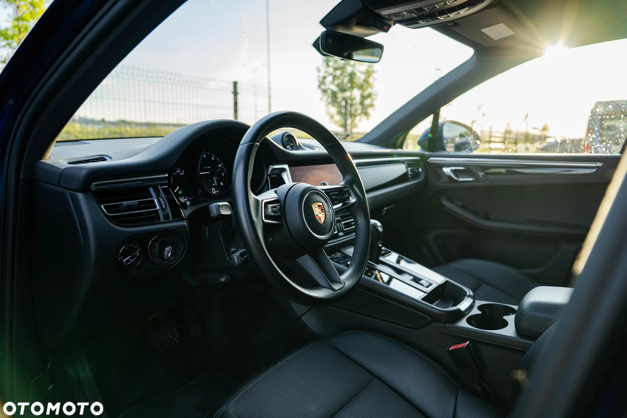 Porsche Macan Standard - 16