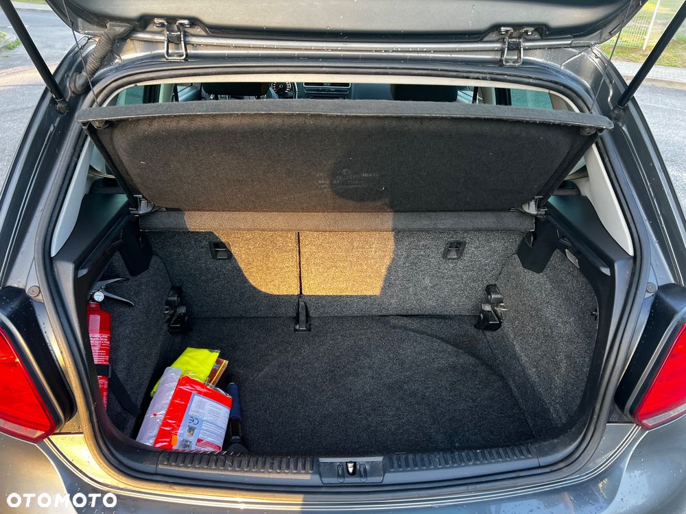 Volkswagen Polo - 5