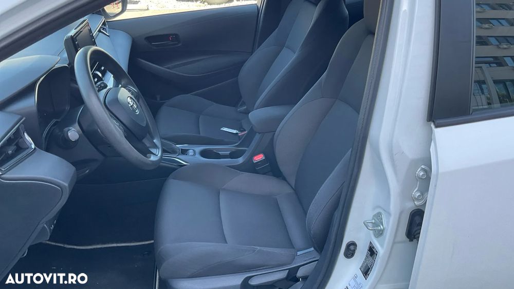 Toyota Corolla 1.8 HSD TS Eco - 29
