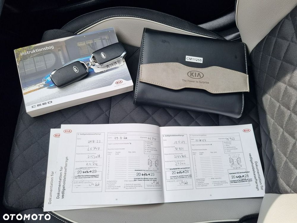 Kia Ceed 1.4 T-GDI DCT OPF GT Line - 26